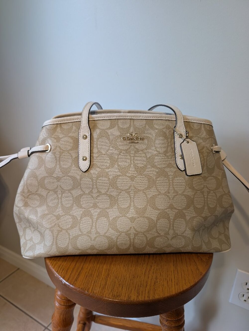 Coach F57842 Signature Drawstring Caryall White and Tan Shoulder Bag